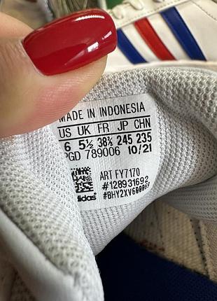 Оригинальные кроссовки adidas 4