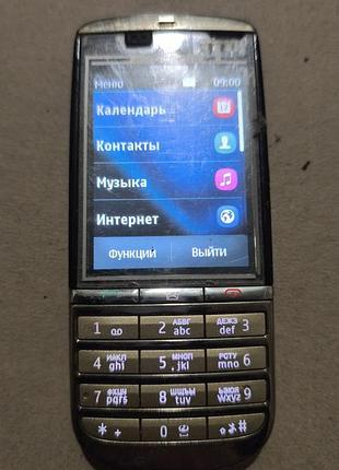 Nokia asha 300/ 4