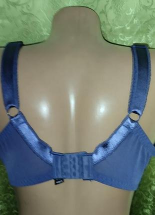 Бюстгальтер 3