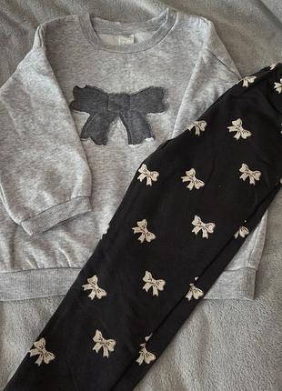 Повсякденний костюм для дівчинки h&m сірий з бантами