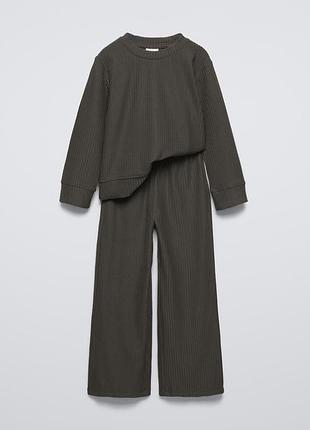 Комплект з лонгсливу і штани wide leg з м'якого тканини в рубчик zara