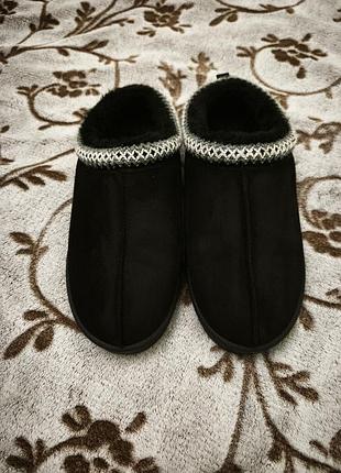 Женские замшевые угги чёрные, утеплённые мехом
