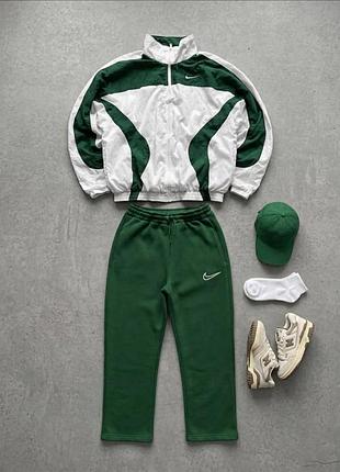 Чоловічий спортивний костюм nike