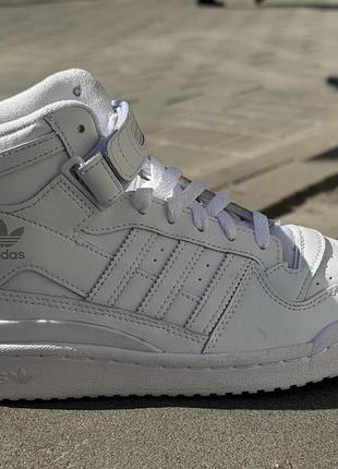 Кросівки жіночі adidas original білі 38 розмір