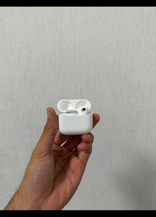 Apple airpods 3 — правий навушник + зарядний кейс