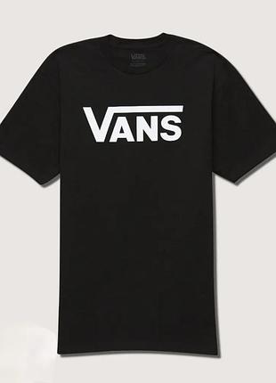 Черная базовая футболка vans