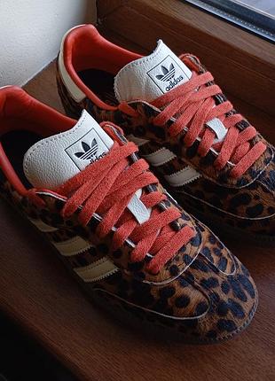 Кроссовки adidas originals samba og в анималистической расцветке preloved red leopard ji2734 оригинал р.38 стан идеален