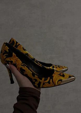 Versace heels 5