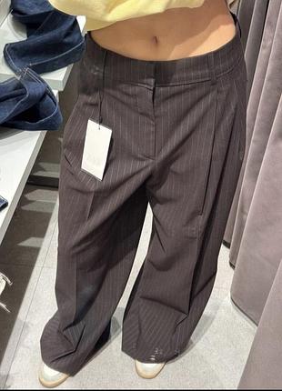 Жіночі брюки zara в смужку