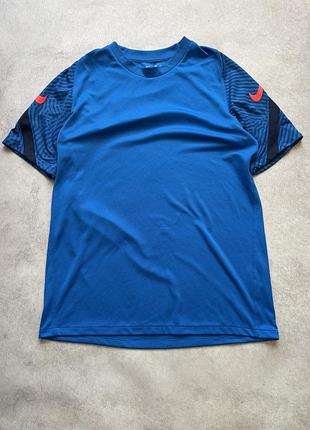 Чоловіча спортивна футболка nike синя dri fit