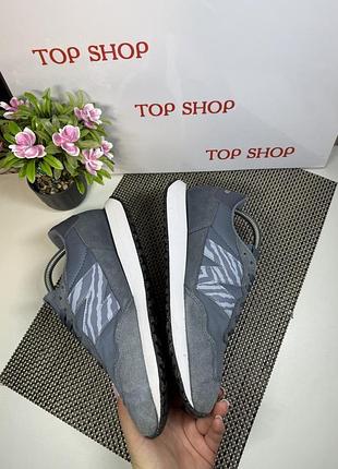 Оригінальні кросівки new balance 5