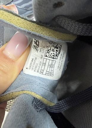 Оригінальні кросівки new balance 8