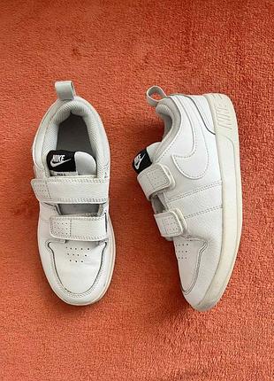 Кросівки фірми nike 33 розміри по устілці 21 см.