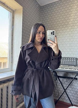 Пальто жіноче коротке замшеве коричневе