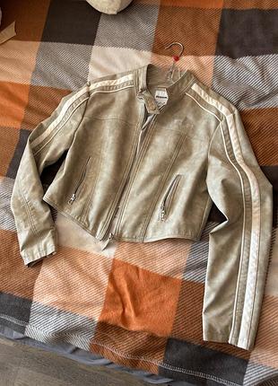 Нова шкіряна куртка bershka🥥