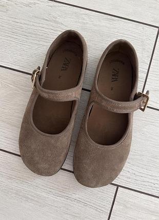 Мʼякі  балетки zara із замшевої шкіри коричневі