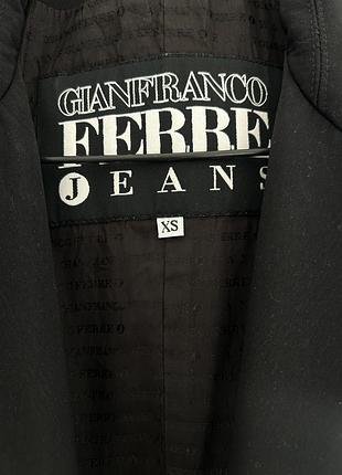 Плащ gianfranco ferre 4