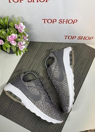 Оригінальні кросівки nike 3
