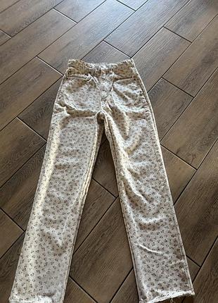 Джинси жіночі stradivarius long straight fit з принтом