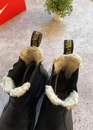 Жіночі черевики dr. martens 7