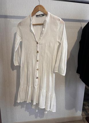 Коротка сукня жіноча zara біла з ґудзиками
