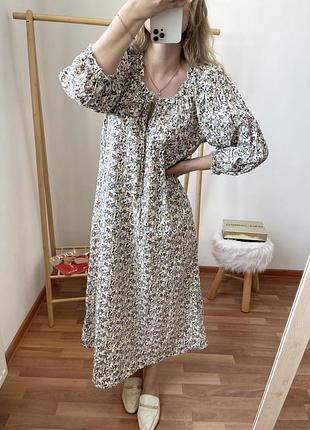 Котонова сукня в квіти
