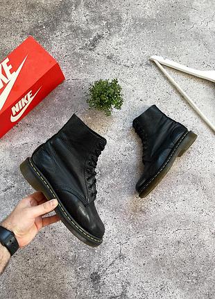 Оригінальні черевики dr. martens 1460