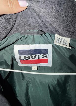 Куртка levi’s оригінал s 5