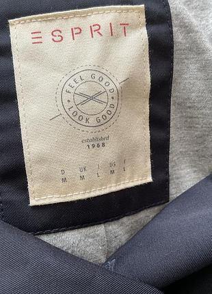 Фирменный тренч от esprit/ m/ 6