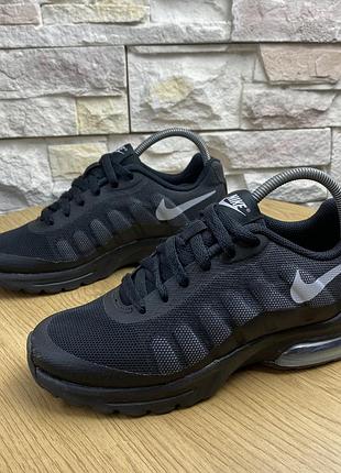 Оригінальні кросівки  nike air max invigor