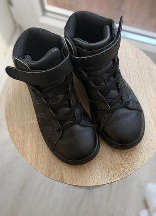 Кросівки для підлітків adidas хайтопи чорні, розмір 34
