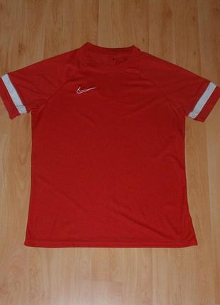 Красная спортивная футболка nike dri-fit training red era polyester t-shirt under nb original l-xl jordan x new balance