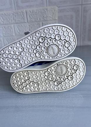 Кросівки adidas 5