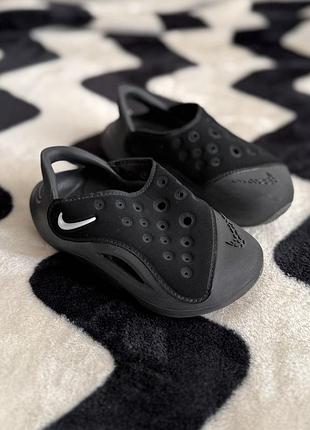 Босоніжки та сандалі для дітей nike sol sandals чорні