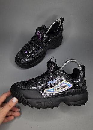 Женские кроссовки fila disruptor ii diamante с характерным переливчатым логотипом