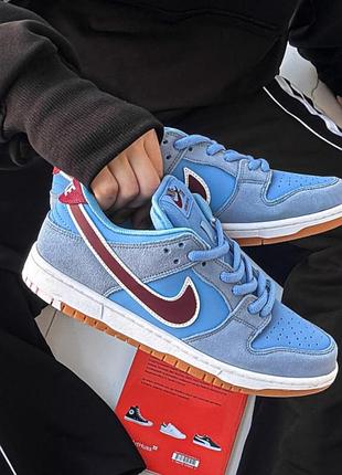Nike sb dunk philadelphia phillies