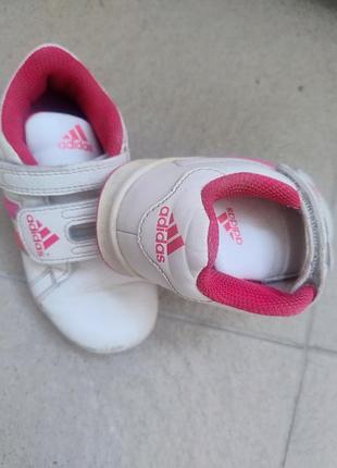 Кросівки дитячі adidas білі з рожевим, довжина устілки 15 см