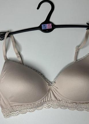 Бюстгальтер гладкий без кісточок з мереживом marks&spencer - бежевий 70b