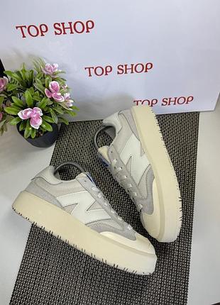 Оригінальні кросівки new balance 8