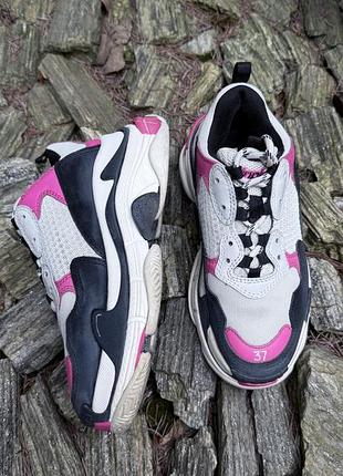Кросівки balenciaga triple s оригінал / ідеальний стан