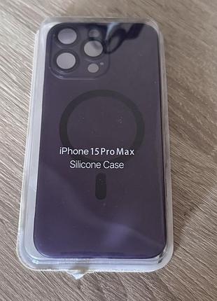 Чехол на iphone 15 pro max  новий