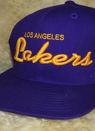 Вінтажна бейсболка adidas los angeles lakers