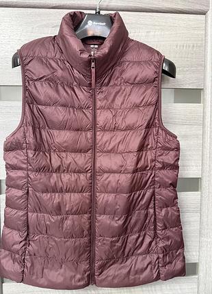 Жіноча пухова жилетка uniqlo