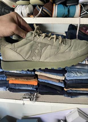 Кроссовки saucony jazz original mono в монохромной оливково-зеленой расцветке («olive/khaki