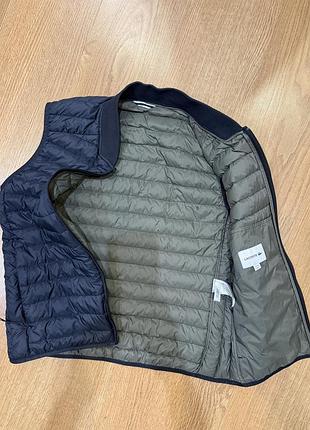 Пуховая жилетка lacoste 3
