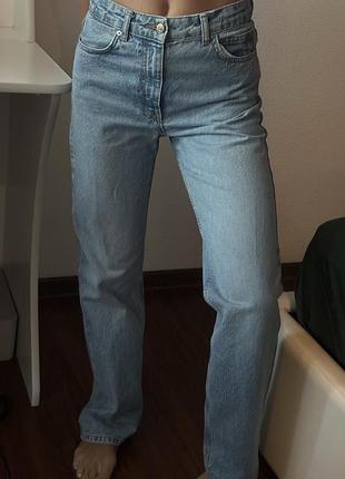 Світлі прямі джинси zara