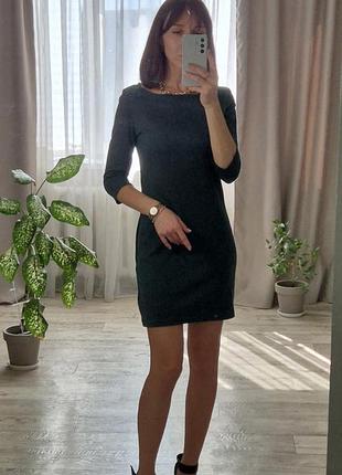 Сукня коротка
