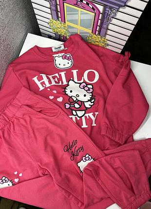 Костюм  hello kitty 128см