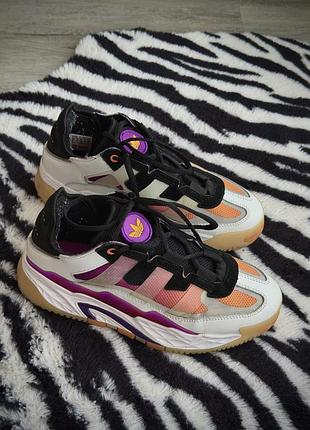 Кросівки жіночі adidas niteball 'active purple' фіолетові, помаранчеві, розмір 38-38.5