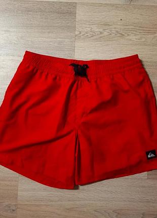 Шорты от quiksilver
